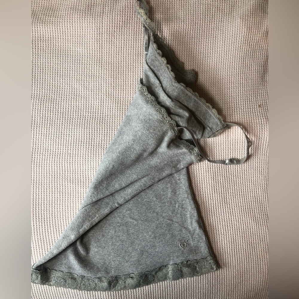 Grey tank - Picture 2 of 3